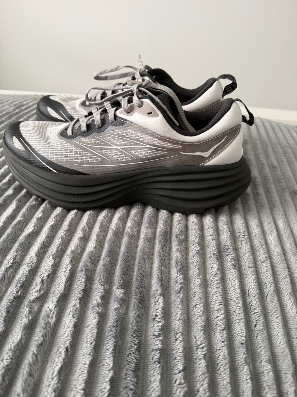 Hoka Men's Running Shoes — White/Gray/Black